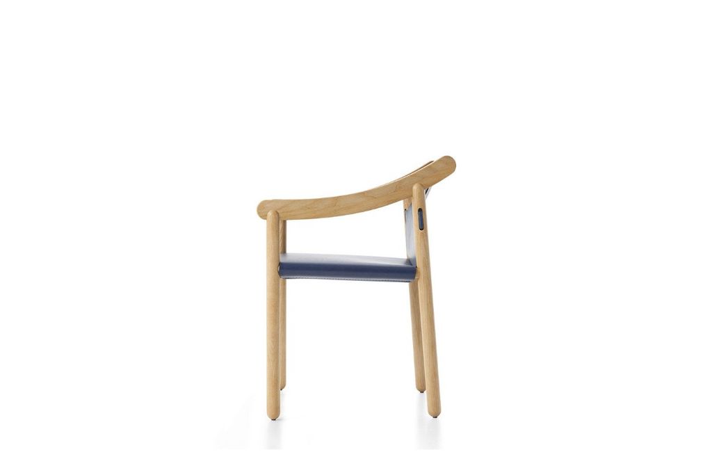 Cassina 905