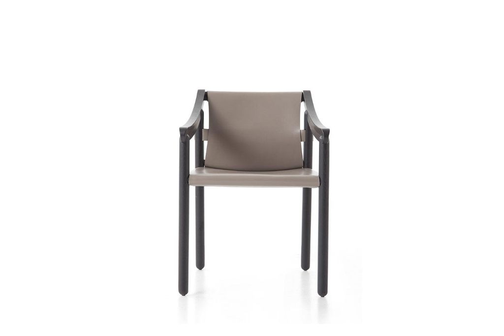 Cassina 905